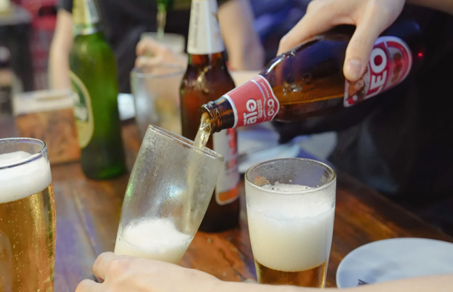 Sip, Snack and Stroll - Bangkok Bar Hopping Tour in Siam - Foto 5